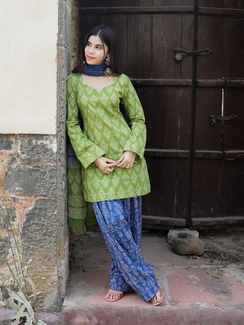 Suhani Green Blue Cotton Farshi Salwar Set