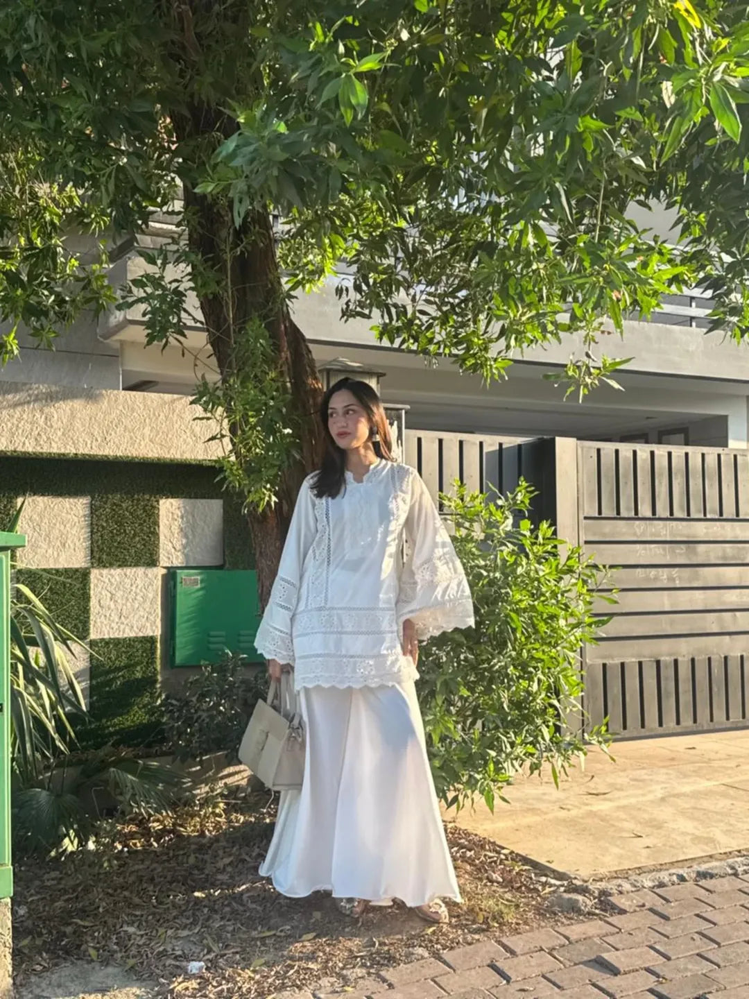 Pristi White Chikankari 2-Pc Set