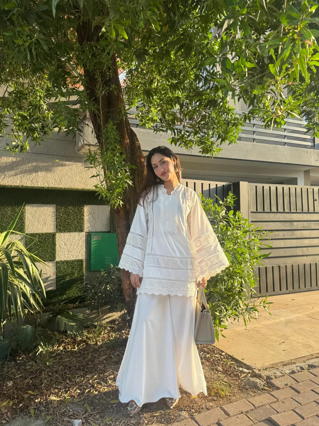 Pristi White Chikankari 2-Pc Set