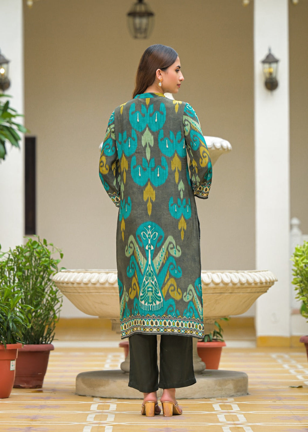 Ethereal Pure Muslin Digital Print Suit Set with Graceful Chiffon Dupatta