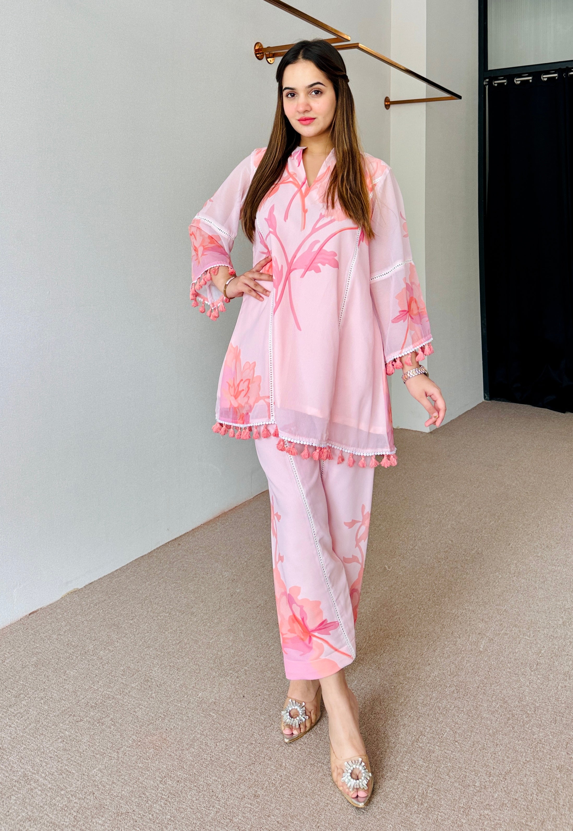 Pink Floral Pink Pakistani Style suit  Set