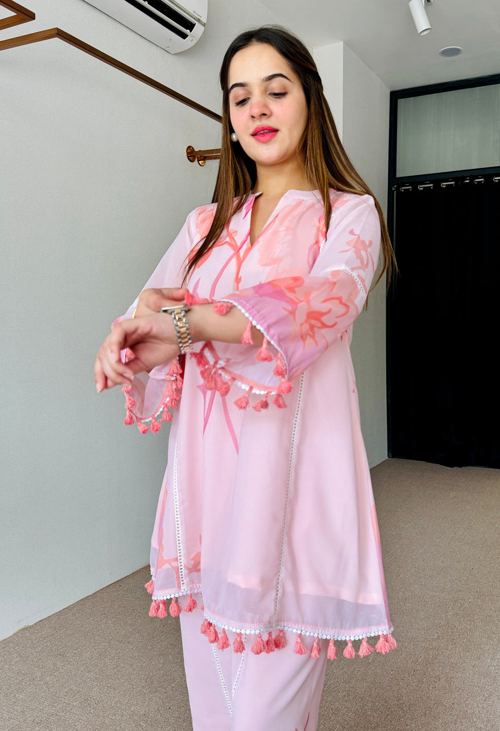 Pink Floral Pink Pakistani Style suit  Set