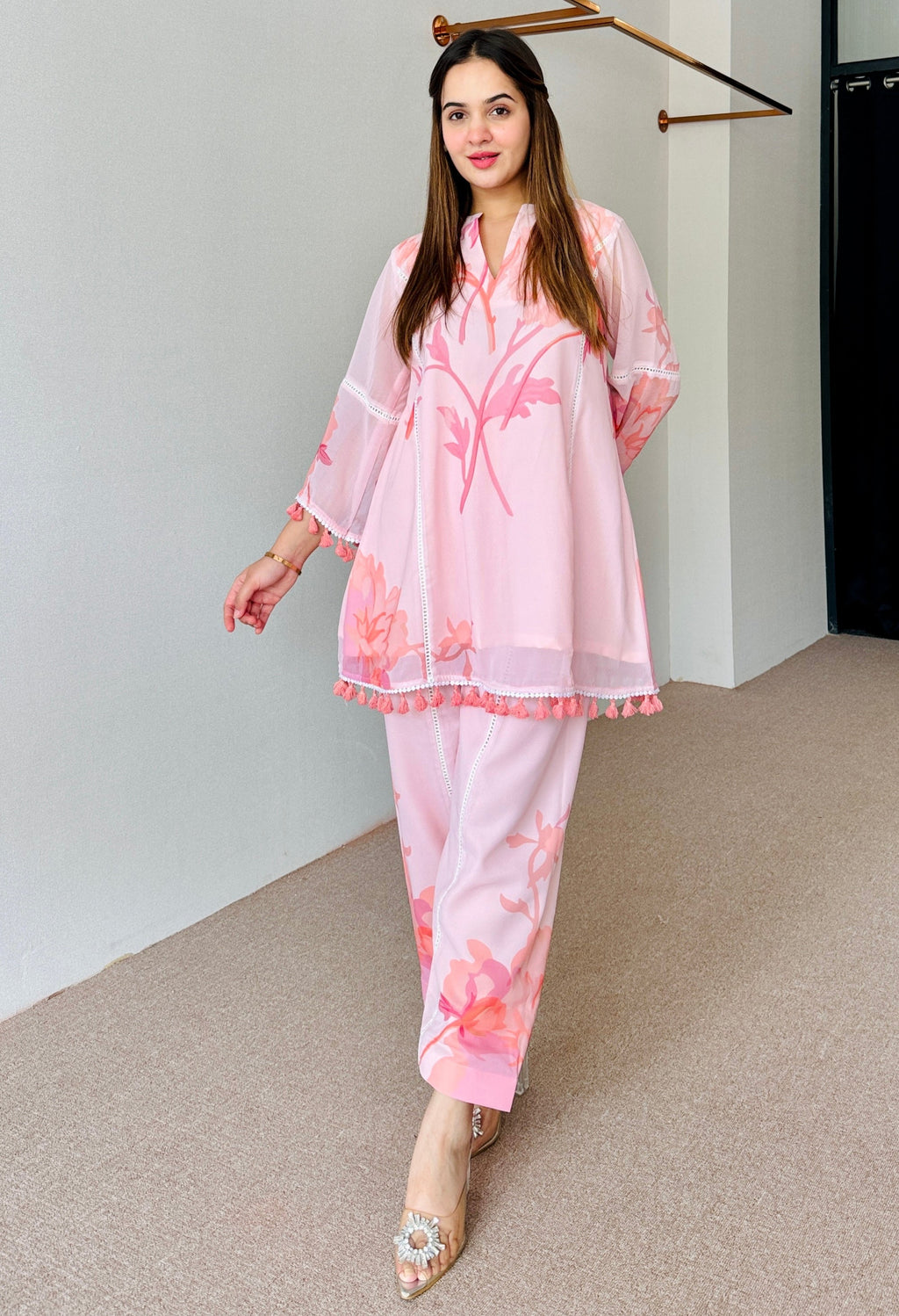 Pink Floral Pink Pakistani Style suit  Set