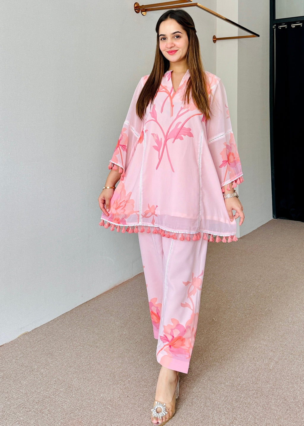 Pink Floral Pink Pakistani Style suit  Set